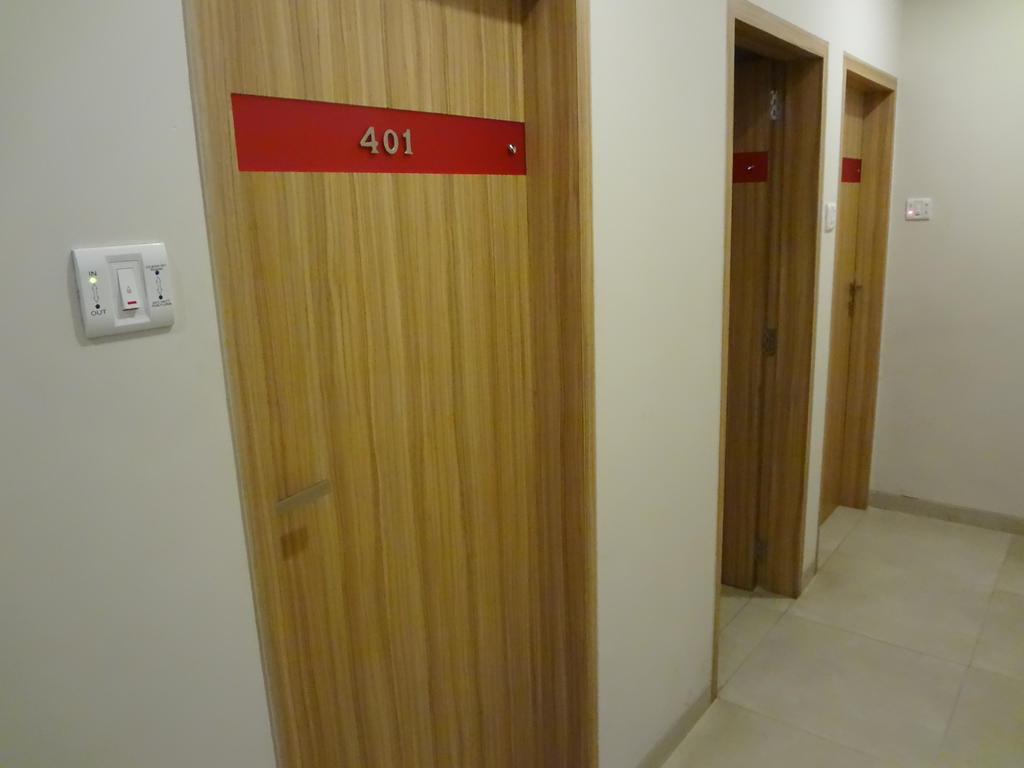 Rama Krishna Hotel Bombay Extérieur photo